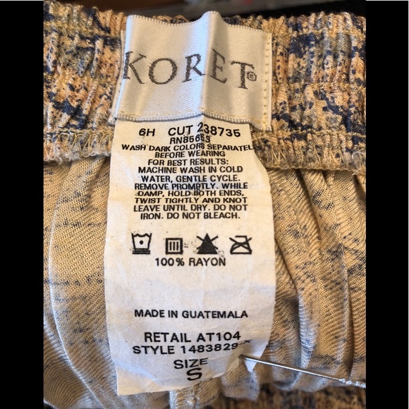 Koret Vintage Print Maxi Broom Stick Skirt - Picture 5 of 5